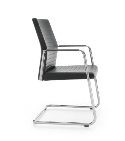 Кресло для посетителей MyTurn 21V Profim Натуральная кожа S-10