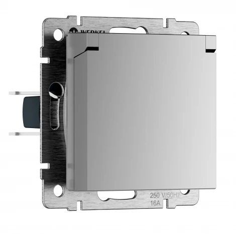 Розетка влагозащ. с зазем. с защит. крышкой и шторками N (серебряный) IP44 Werkel W1171206 (a069626)