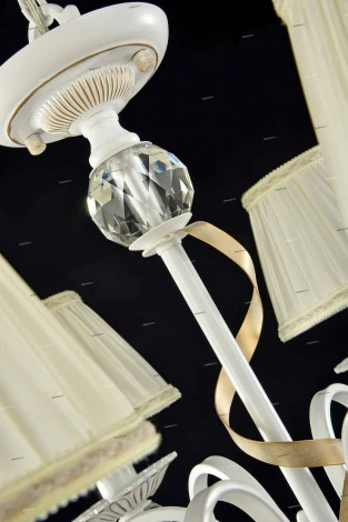 Подвесная люстра Maytoni Elina ARM222-06-G