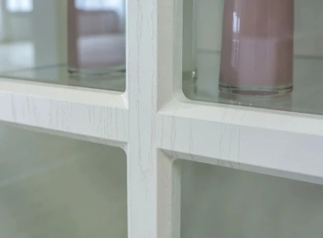 Витрина Mobi Ливерпуль белый / ясень ваниль 357761