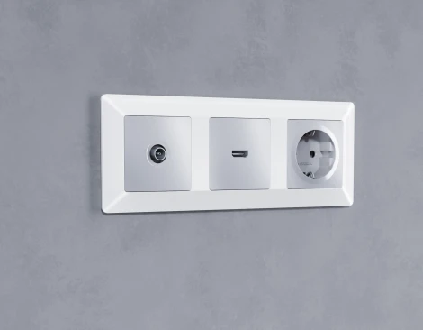 Рамка Ambrella Volt ALFA Line (Белый глянец) 3-ая AF110103