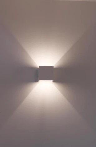 Настенный светильник Lampex Kris 701/1 BIA