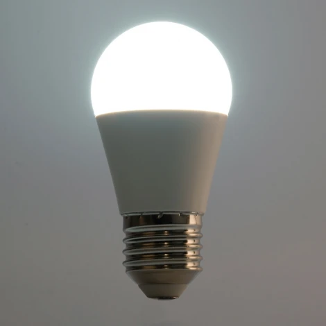 Лампа светодиодная Saffit SBG4520 55277 Шарик E27 20W 230V 4000K