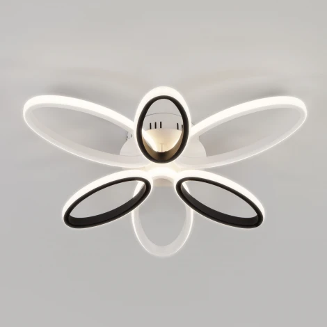 Потолочная люстра Eurosvet Blade 90137/6 белый/чёрный