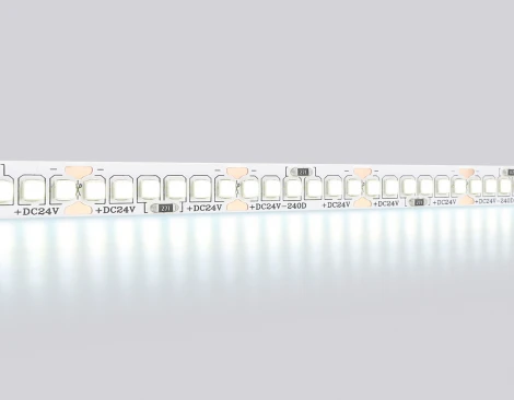 Светодиодная лента Ambrella Illumination GS3503 2835 240Led 22W/m 24V IP20 6500K 5m