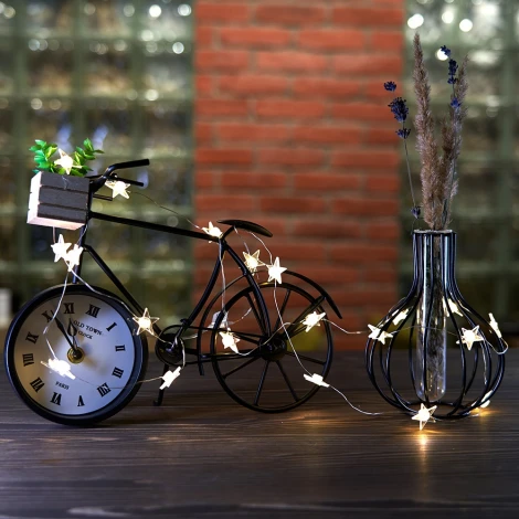 Светодиодная гирлянда линейная Звездочки на проволоке 2700К с питанием от батареек Feron CL589 51445