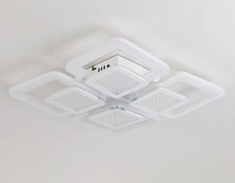 Потолочная люстра Ambrella ACRYLICA FA4283 (LED, 220V, пульт управления)