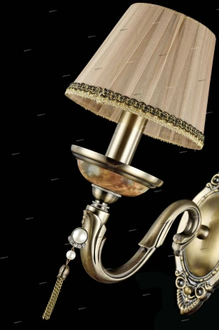 Бра Maytoni Demitas RC024-WL-01-R