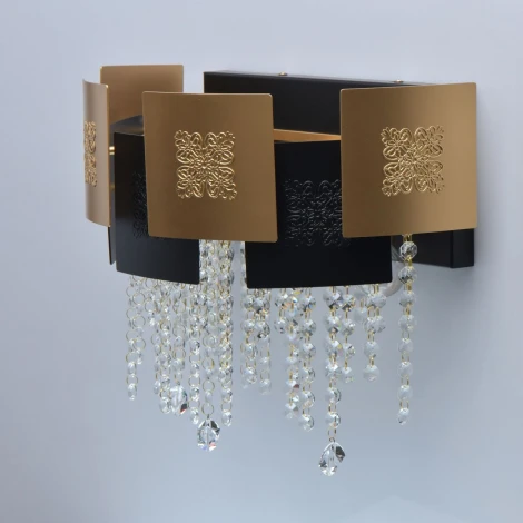 Настенный светильник Chiaro Кармен 394020903