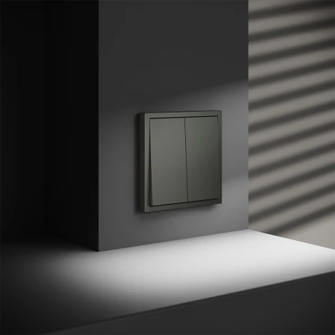 Перекрестный переключатель встраиваемый IP30 Voltum S70 VLS020506 двухклавишный 10А, (титан)