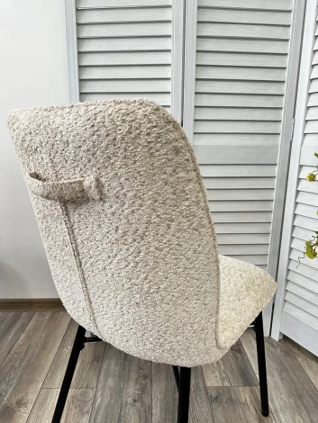 Стул COMO UF998-04 бежевый, букле / черный каркас / Товарный знак DISAUR