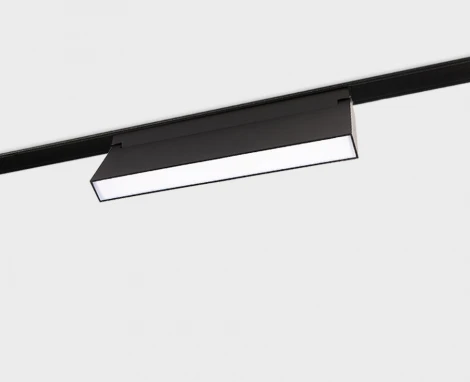 Трековый светильник магнитный 18W 48V Italline IT012-5024 black 3000K (LED)