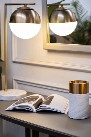 Интерьерная настольная лампа Garda Decor 22-88228 (220V, шар)