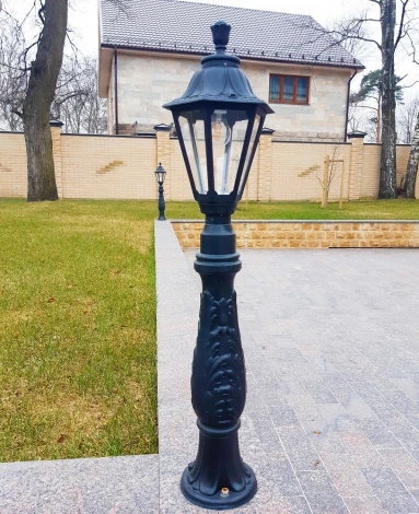 Наземный уличный фонарь Fumagalli Rut E26.162.000.AXE27