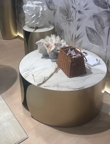 Стол журнальный BRANT KL-188 Контрастный мрамор матовый, итальянская керамика/ Шампань, ®DISAUR (арт.614M05813)