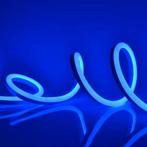 Светодиодная гибкая герметичная лента Neon 5 м. Neon ULS-N02-5050-60LED/m-13mm-IP67-DC12V-14W/m-5M-RGB блистер