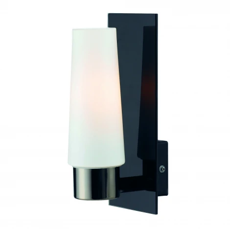 Настенный светильник Markslojd Manstad 103087