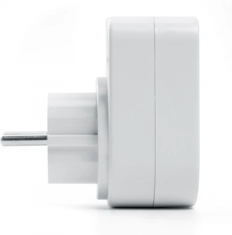 Адаптер переходник с заземлением и 2xUSB (белый) Stekker 39626