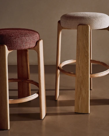 Granite Барный табурет из бежевого шенилла и массива ясеня в натуральной отделке 75 см La Forma (ex Julia Grup) 420269