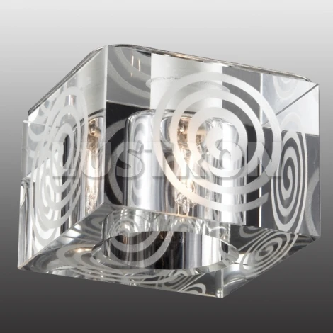 Встраиваемый точечный светильник Novotech Cubic 369515