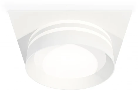 Встраиваемый точечный светильник Ambrella Techno Spot XC8061021 (220V)