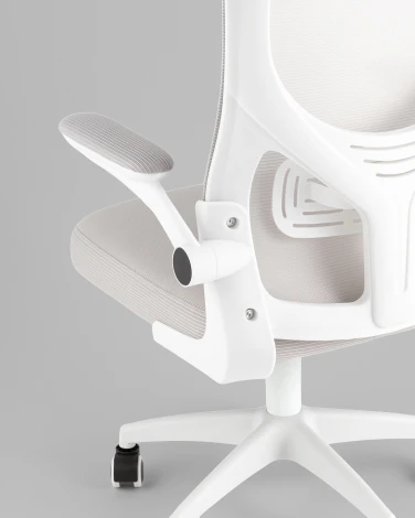 Кресло офисное TopChairs Core серый с подголовником пластик белый TopChairs УТ000041968