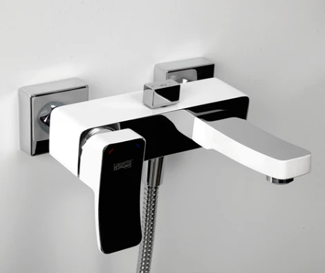 Смеситель Wasserkraft Aller 1061WHITE для ванны с душем