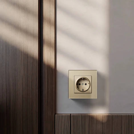 Рамка 5-постовая стекло золотой Kollinger Reflex MG RM5GD