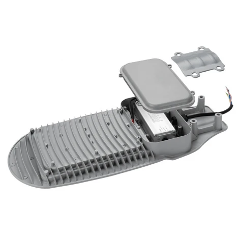 Уличный консольный светильник IP65 LED Wolta Трасса ДКУ04-100-102-2К ШБ140х60 прозрачный