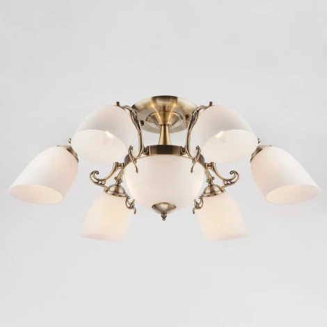 Потолочная люстра Eurosvet 22010 22010/6+2 античная бронза