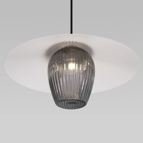 Подвесной светильник Eurosvet Kamari 50259/1 белый/дымчатый (220V, на проводе)