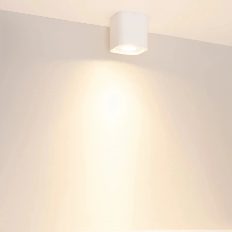 Накладной светильник светодиодный SP-ACENTO-S95x95-10W Warm2700 (WH, 20-45 deg, 230V) (Arlight, IP20 Металл) 055748