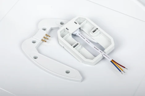 Потолочный светильник светодиодный с пультом с регулировкой цветовой температуры ЭРА SPB-6 Slim Base WH 80W-3K-6,5K-R