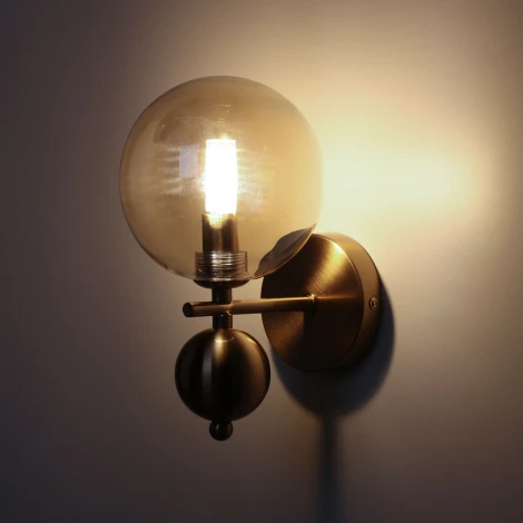 Бра DeMarkt Крайс 657023501 (220V, шар)