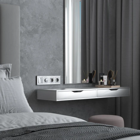 Рамка на 4 поста Baguette (белый/серебро) Werkel W0042850 (a062782)