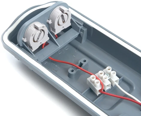 Настенно-потолочный линейный светильник Feron AL4065 48195 для светодиодной лампы типа Т8, цоколь 2*G13 (220V, IP65)