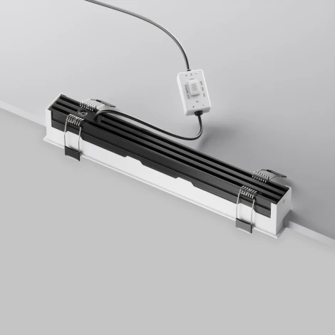 Встраиваемый линейный светильник светодиодный 3000K-6000K 20вт Maytoni Basis DL066-20W3-6K-W (220V)