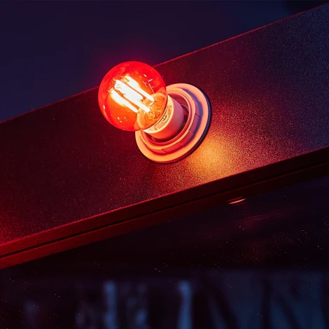 Лампочка светодиодная шар красная E14 5W Uniel LED-G45-5W/RED/E14 GLA02RD