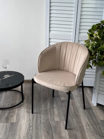 Стул ДЕНИ, цвет Velutto 05 Бежевый, велюр / черный каркас M-City 464M05080