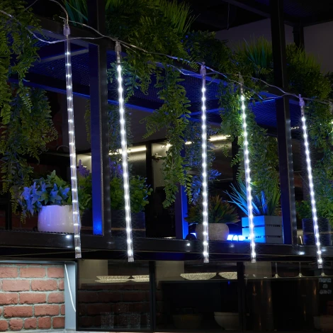 Светодиодная гирлянда занавес Сосульки 4.5*0.5м + сетевой шнур 3м 5000K динамичный c питанием от сети 220V Feron CL586 51453