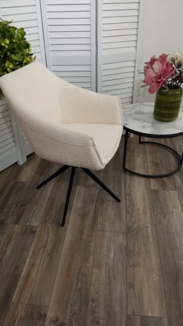 Стул CLOUDS 360 град. поворот. Белый Wales 101, букле/ черный каркас / Товарный знак DISAUR