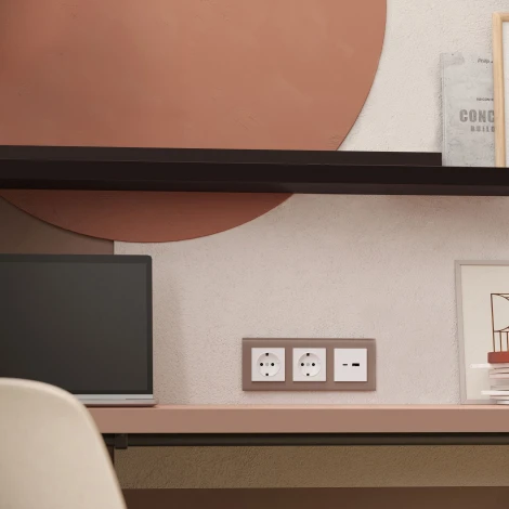 Рамка на 3 поста Favorit (латте, стекло) Werkel W0031142 (a058820)