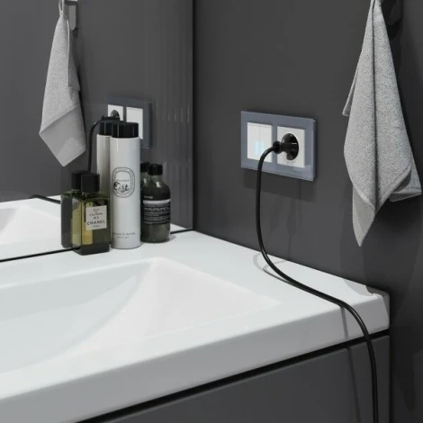 Сенсорный выключатель двухклавишный с подсветкой 1000 Вт (белый) Werkel W4520001 (a057677)