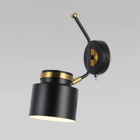 Умное бра Eurosvet Batler 70133/1 черный