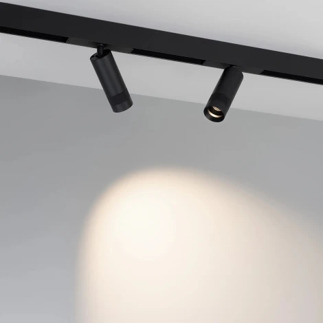 Трековый светильник магнитный MAG-SPOT-ZOOM-25-R35-7W Day4000 (BK, 20-55 deg, 24V) (Arlight, IP20 Металл) 053796 (LED)