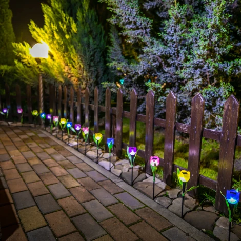 Грунтовый светильник на солнечной батарее Uniel USL-C-452/PT305 YELLOW TULIP (LED, цветы)
