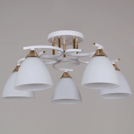 Потолочная люстра на штанге Reluce 05009-0.3-05 WH+FG (220V)