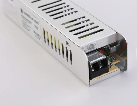 Блок питания с EMC для светодиодной лентыAmbrella 12V Ambrella LED Driver 12V GS8651 60W 5A IP20 2200V