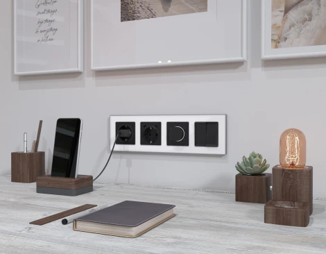 Лицевая панель для электрической розетки с заземлением и шторками 2хUSB Type-C (черный матовый) Ambrella Volt QUANT AP8105