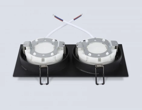 Встраиваемый точечный светильник Ambrella Techno Spot TN51827 (220V)